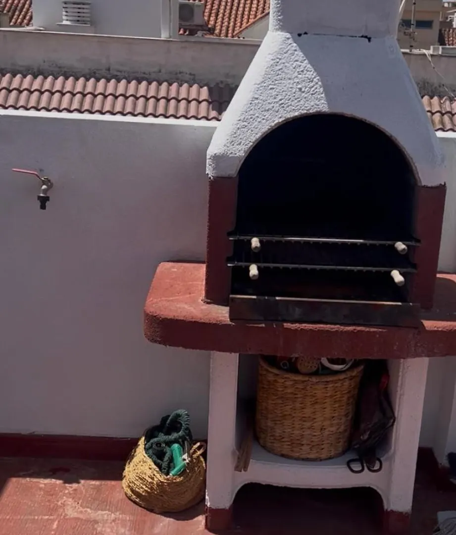 Piso Dos Dormitorios Y Gran Terraza Fuengirola 0*,  Espagne