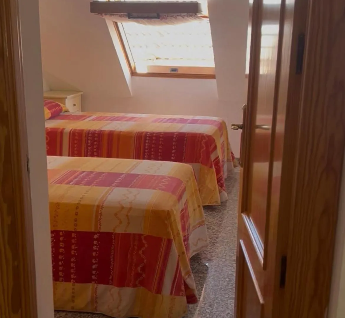 Piso Dos Dormitorios Y Gran Terraza 丰希罗拉 公寓